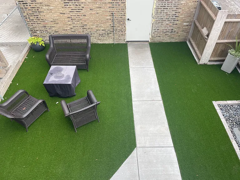 2739 W Evergreen Ave #G — Photo 13