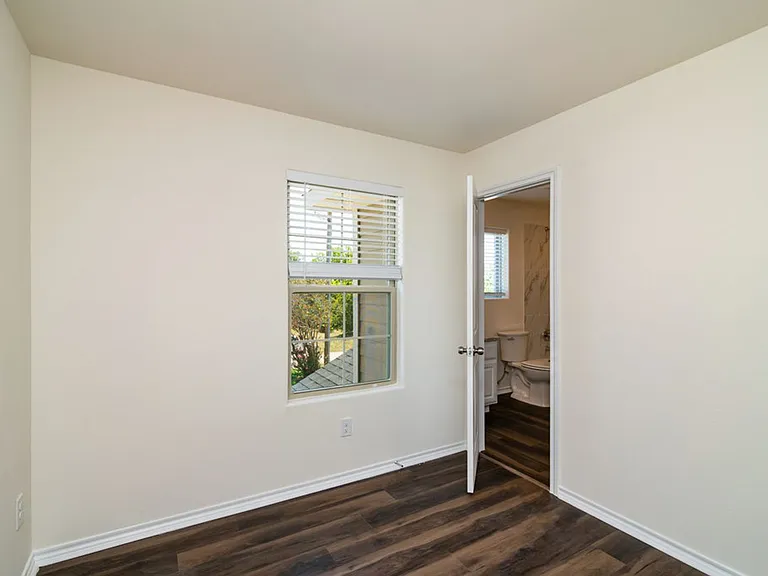 201 S May St #1 — Photo 14