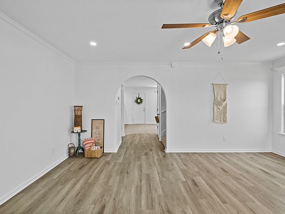 5th image of 5709 Trammel Estates Dr