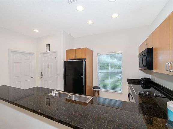 4th image of 3008 Secret Lake Dr