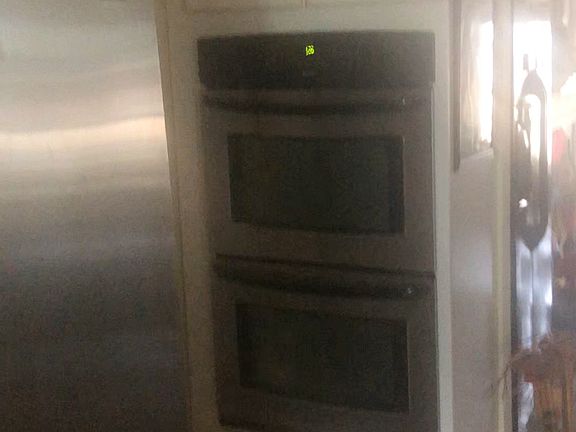 2nd image of 1834 Lake Manor Dr