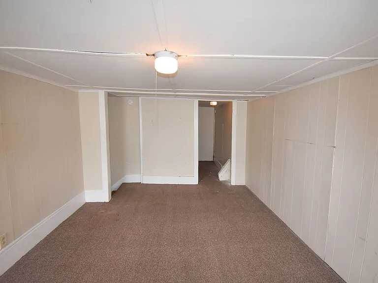 300 W Clinton St — Photo 14