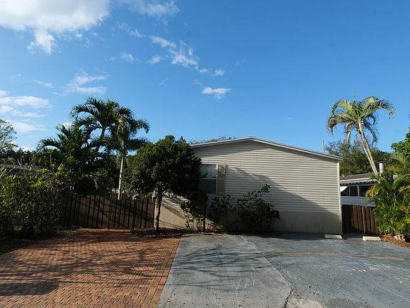 2nd image of 11942 Coral Place
