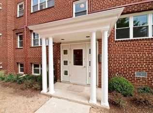 526 Kenyon St NW APT 203, Washington, DC 20010