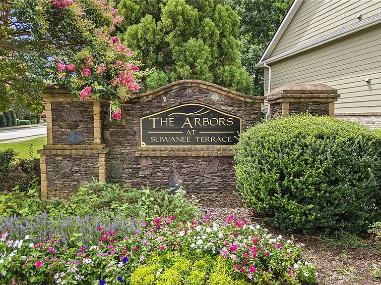 386 Creek Manor Way — Photo 39