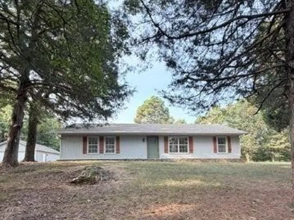 106 W Lewisburg Rd, Vilonia, AR 72173