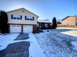 111 Knights Ct, Scott Depot, WV 25560