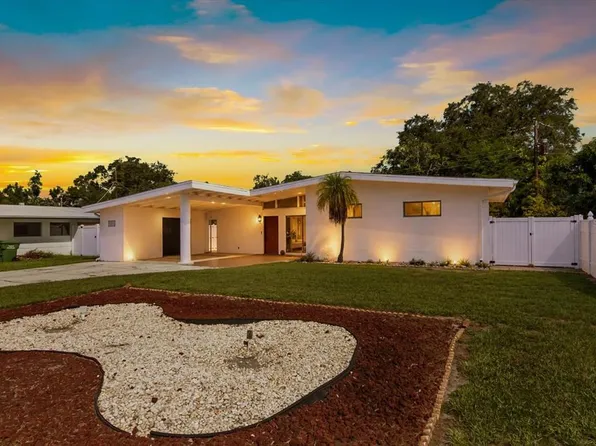2921 WOOD STREET, SARASOTA, FL 34237