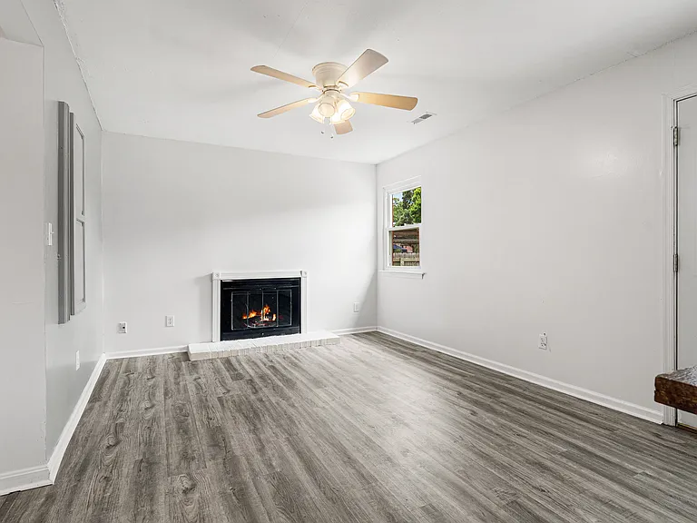 3423 Club House Rd — Photo 15