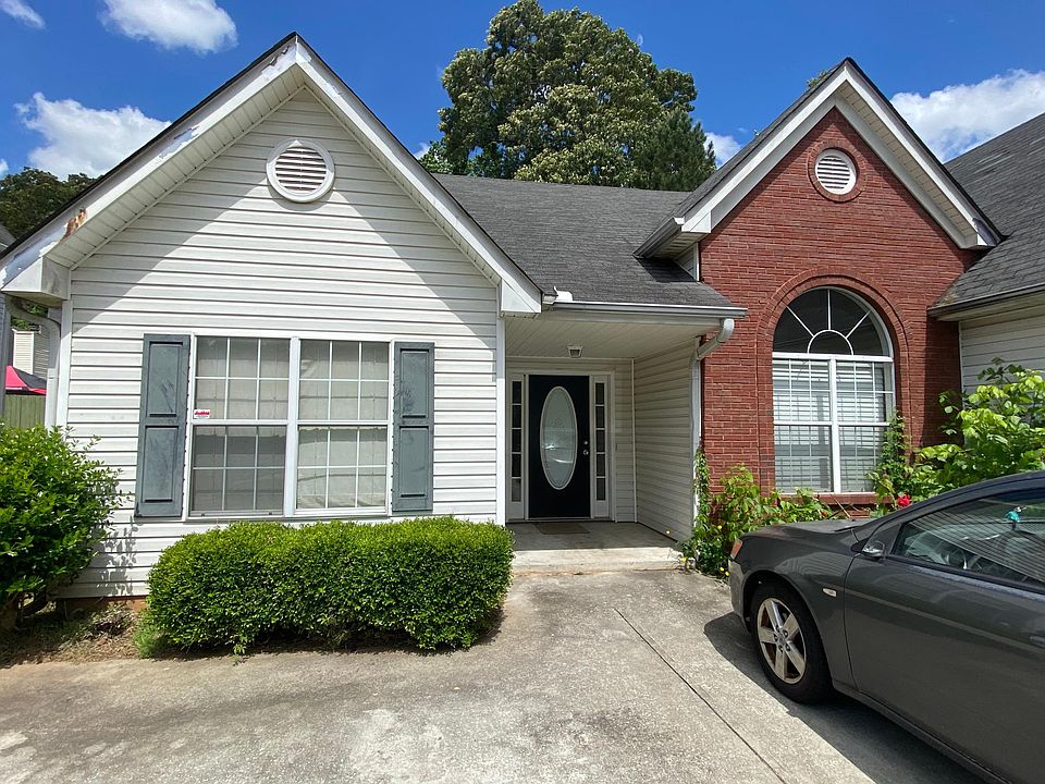1st image of 405 Shadetree Ln
