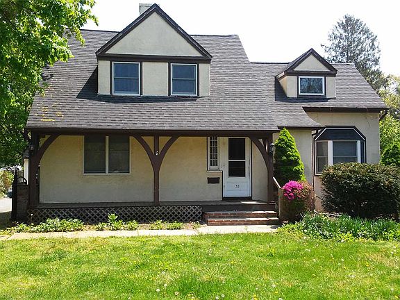 5th image of 32 Dale Dr
