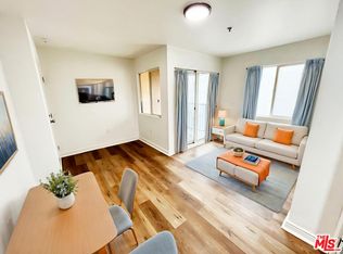 2637 S Manhattan Pl APT 3, Los Angeles, CA 90018