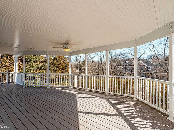 5th image of 804 Constellation Dr