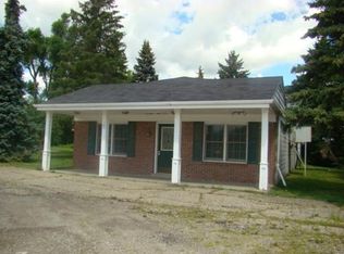 5137 Dryden Rd, Dryden, MI 48428