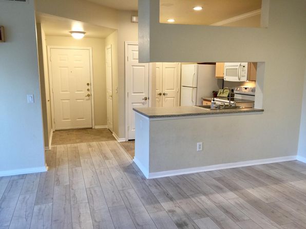 701 Gibson Dr APT 1113