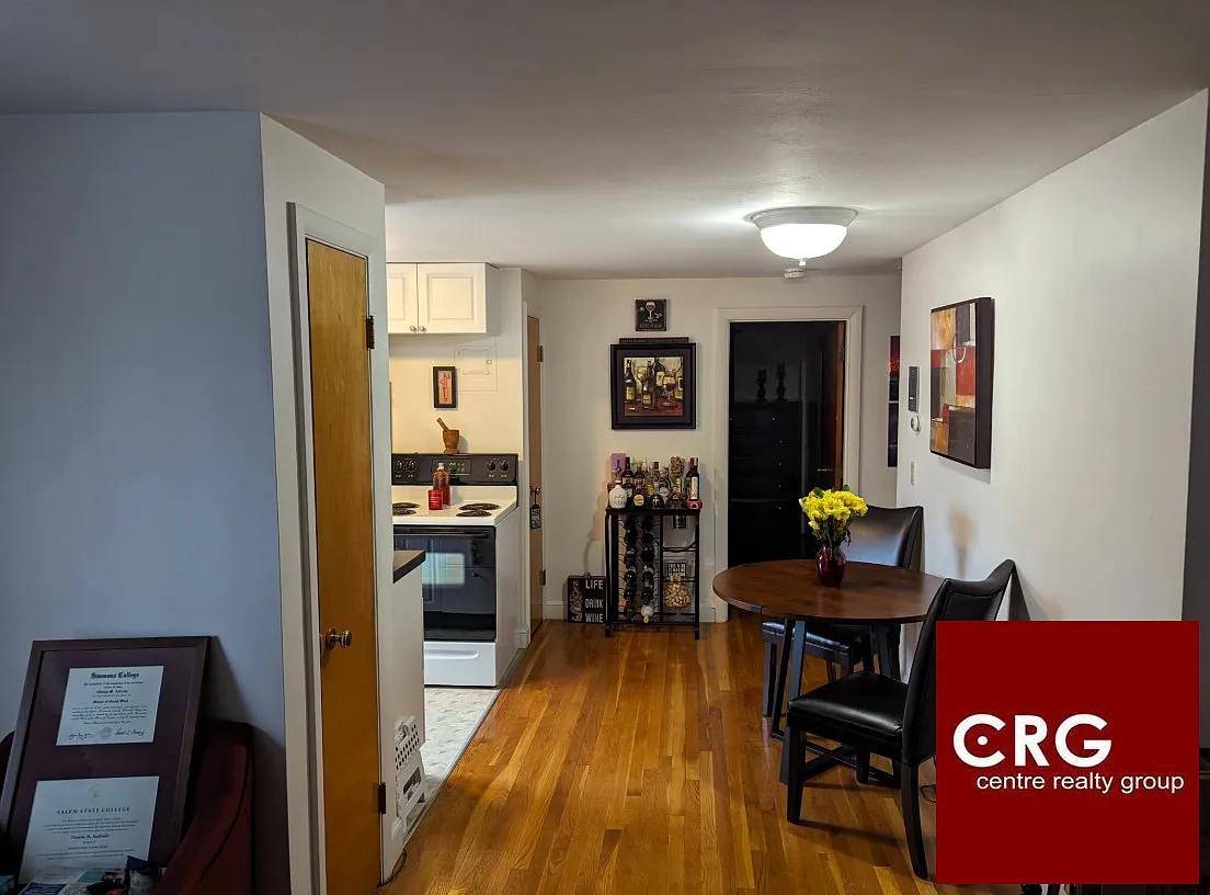 1 bed, 1.0 bath, $1,950 — Photo 4