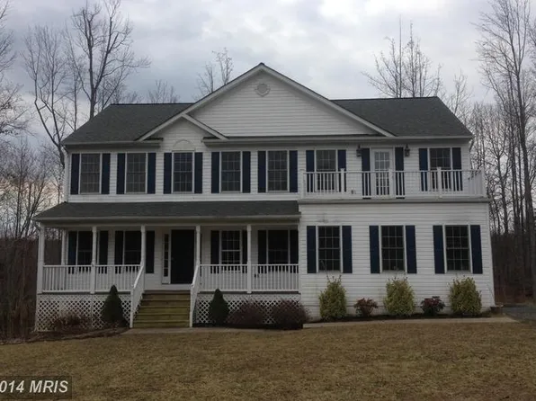 28 Tracey Ln, Fredericksburg, VA 22406