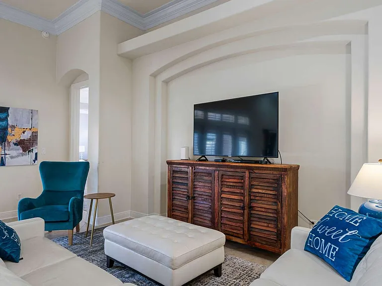 110 Tranquility Ln — Photo 5