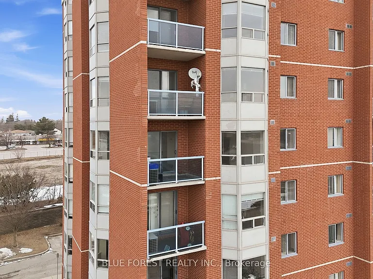 30 Chapman Ct #610 — Photo 38