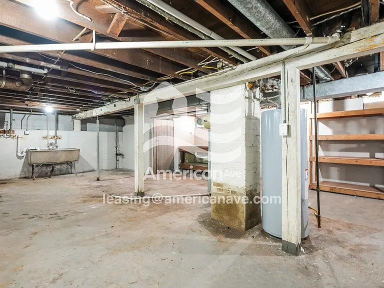 1498486_013_wm_-_basement_13078016.jpg