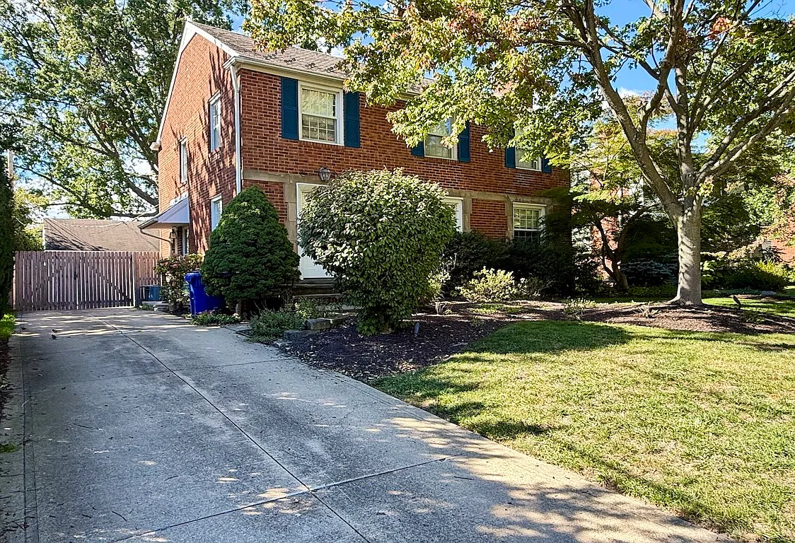 3 bed, 1.5 bath, 1998 sqft, $2,800 — Photo 4