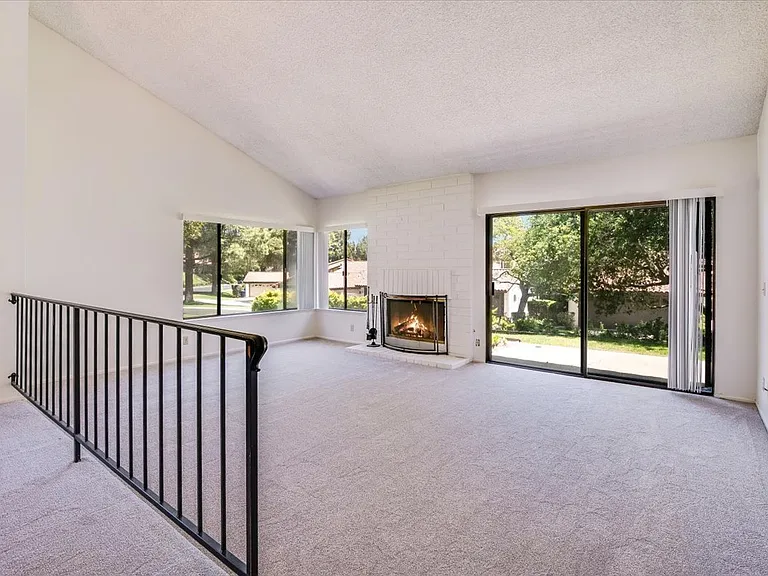 18 Stanford Cir — Photo 22