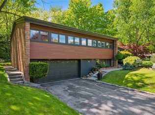 16 Parkwood Dr, Cambridge, ON N1S3K7