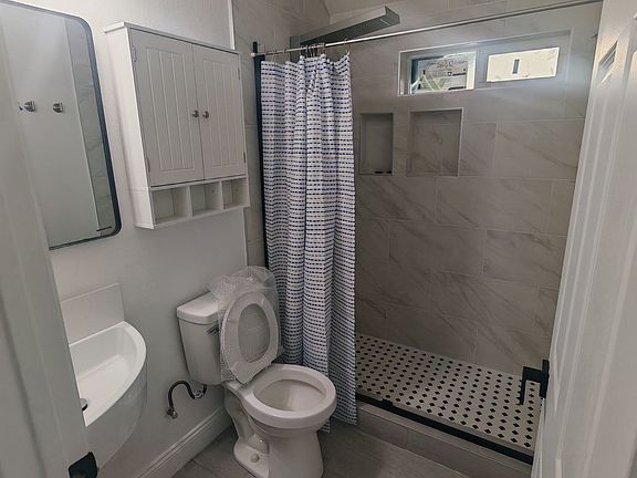2nd image of 10942 Westmore Ln