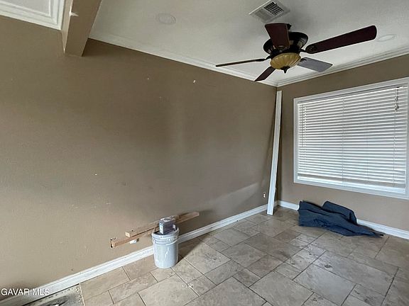 4th image of 309 E Avenue J13