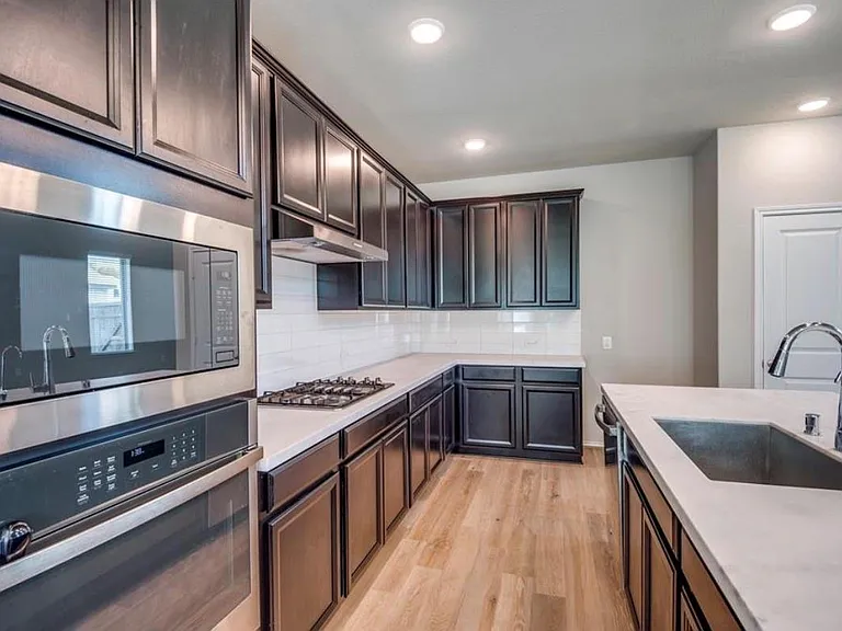 523 Timber Voyage Ct — Photo 8