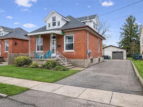 2nd image of 29 Crimea St