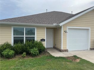 614 W Christopher Dr UNIT A, Siloam Springs, AR 72761