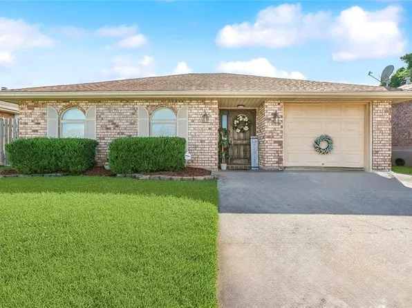 7160 E Renaissance Ct, New Orleans, LA 70128
