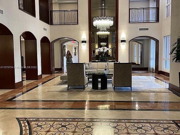 3rd image of 781 Crandon Blvd APT 1104