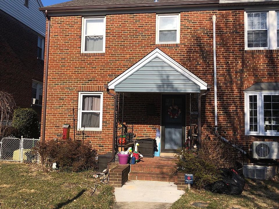 2nd image of 945 Elm Ridge Ave