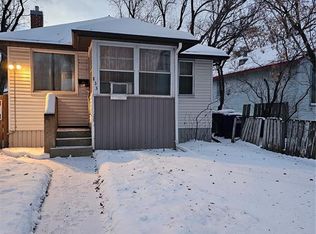 833 I Ave N, Saskatoon, SK S7L2H2