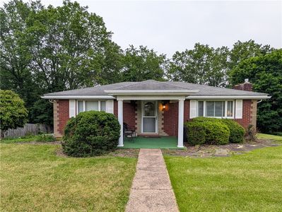 2884 Sunset Cir, Export, PA, 15632