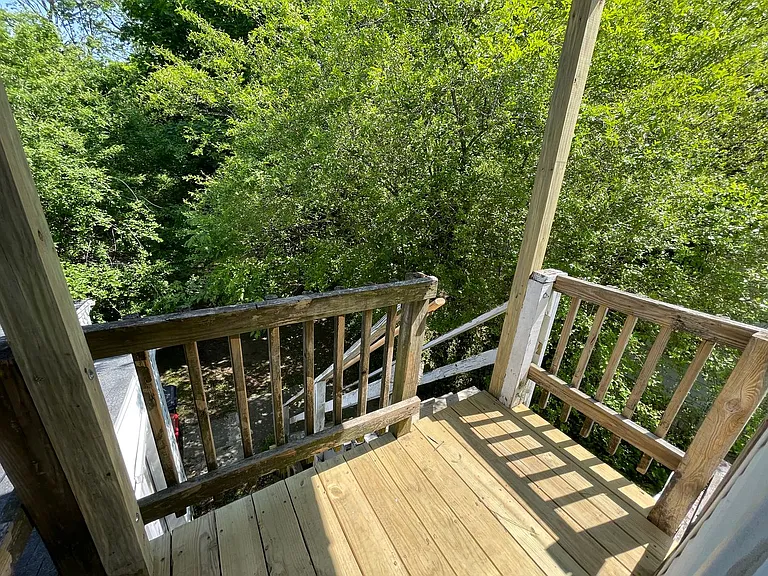 103 Marion St — Photo 13