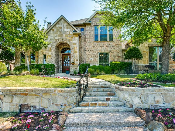 3rd image of 8404 Castine Dr