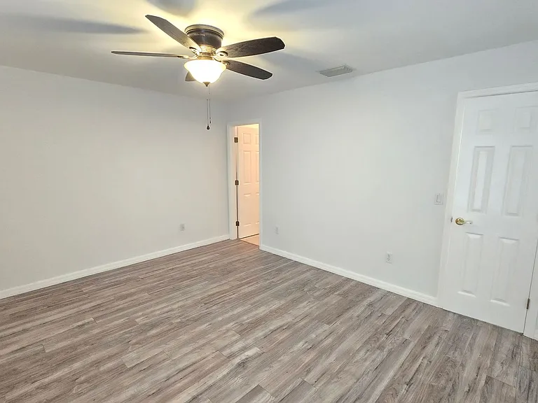 1820 Marcia St — Photo 17