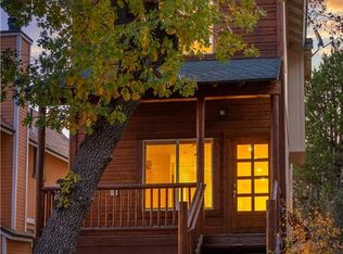 865 Moreno Ln, Sugarloaf, CA 92386