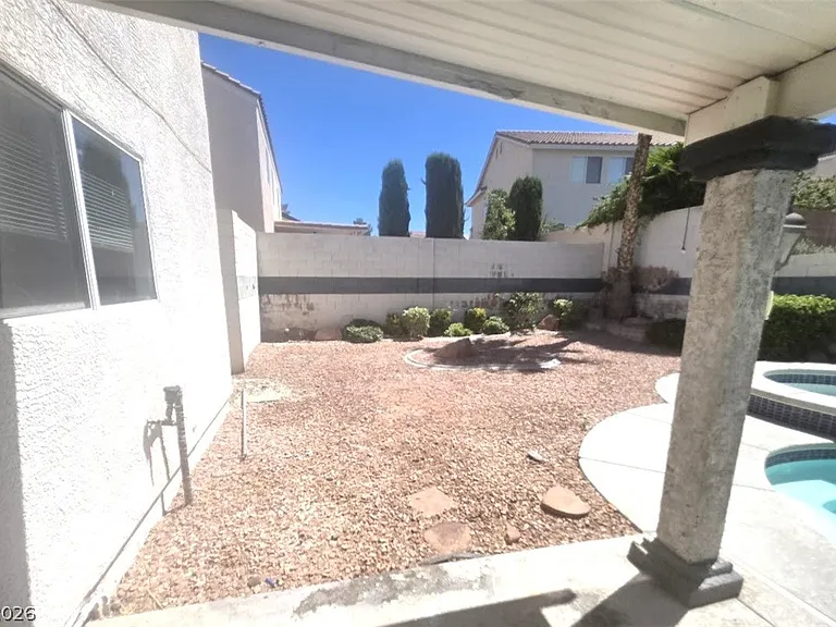 977 Cardelina Ln — Photo 25