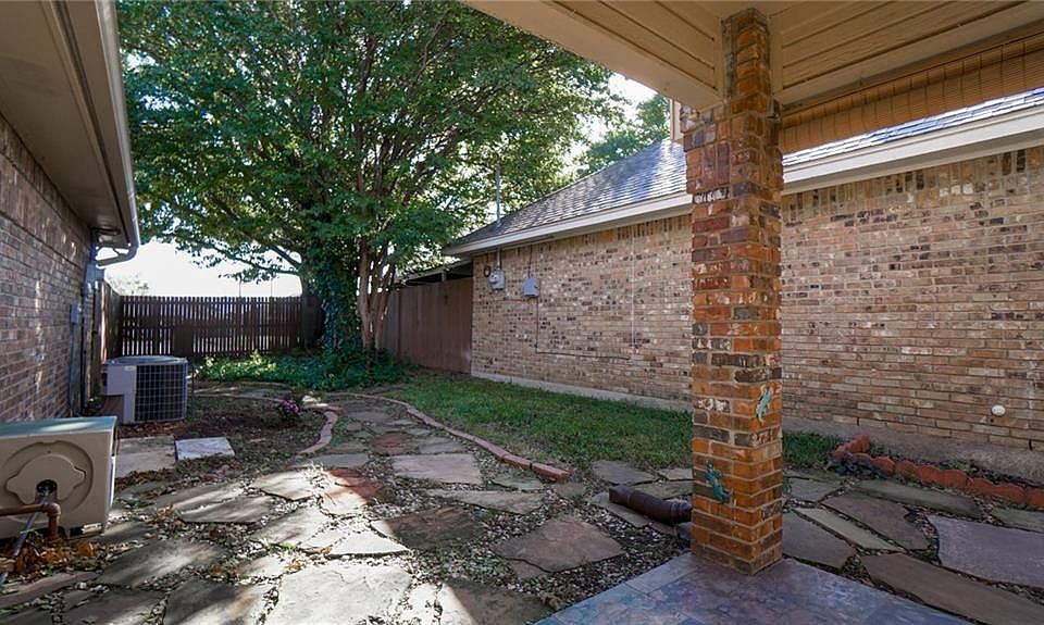 1st image of 740 Monique Ct