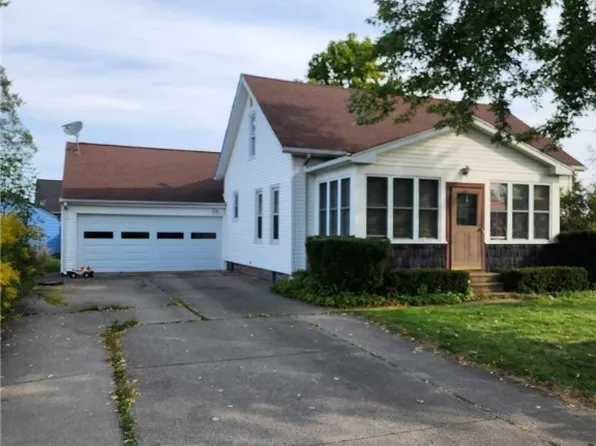 188 Brooks Ave, Dunkirk, NY 14048