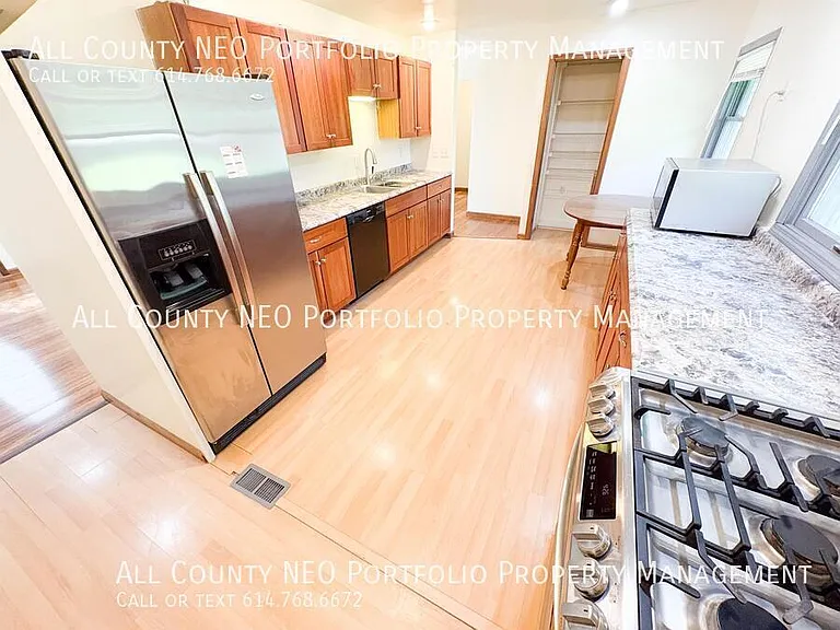 3050 Derby Rd — Photo 9