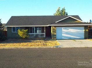 2311 NE Yellowpine Rd, Prineville, OR 97754