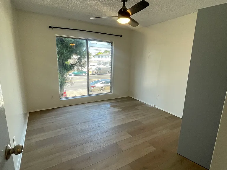 6310 Whitsett Ave #1 — Photo 10