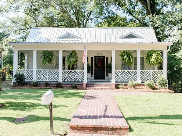 1583 Buchanan Ave, Oxford, MS 38655