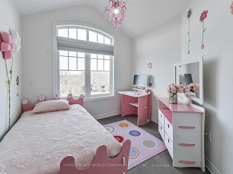 101 Dundas Way — Photo 7
