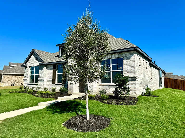 3005 Arbor Grove Trl — Photo 3